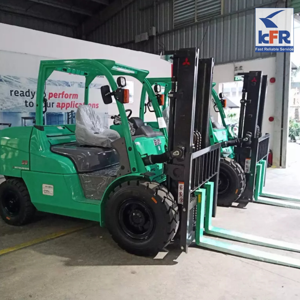 xe nâng hàng Mitsubishi 5 tấn