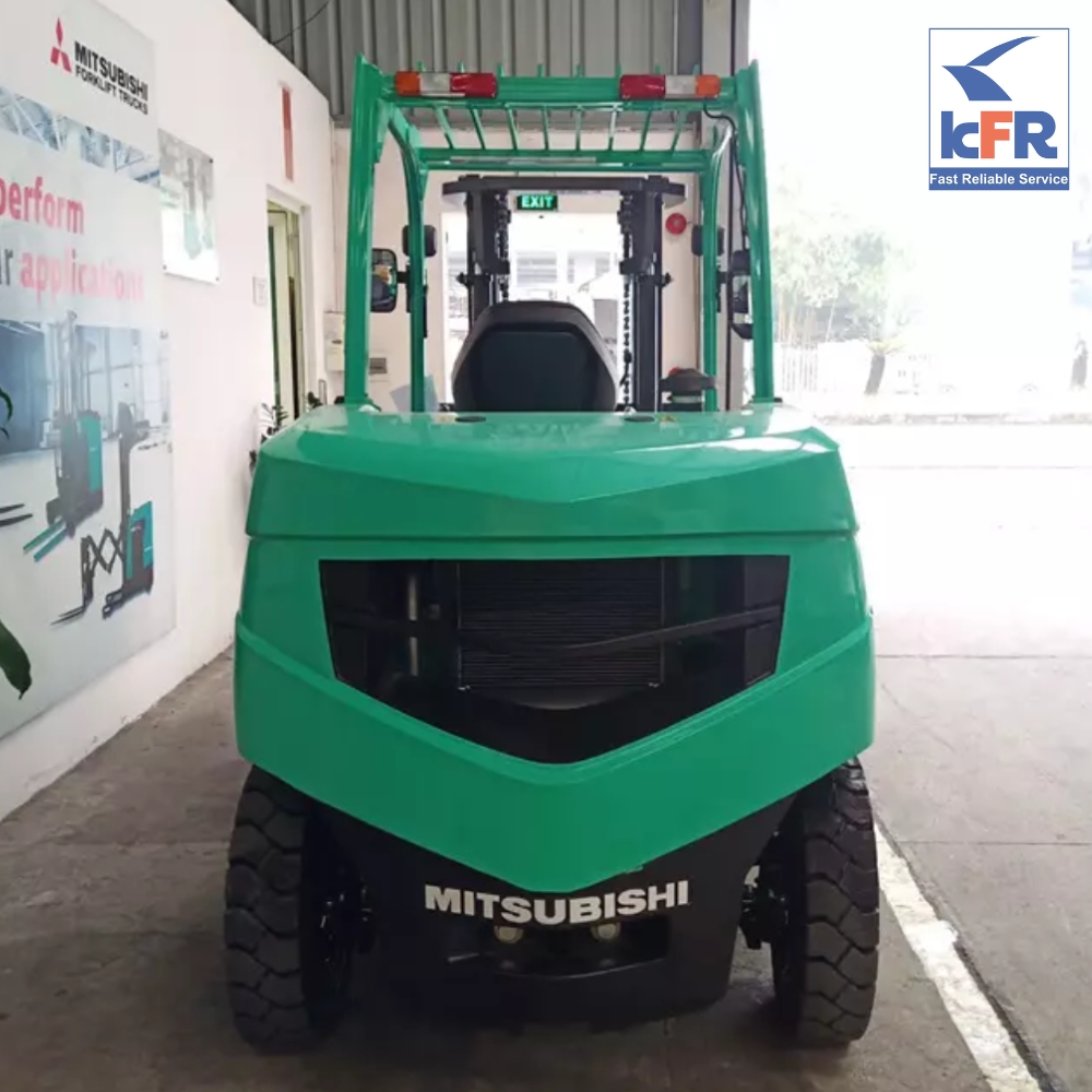 xe nâng hàng Mitsubishi 5 tấn