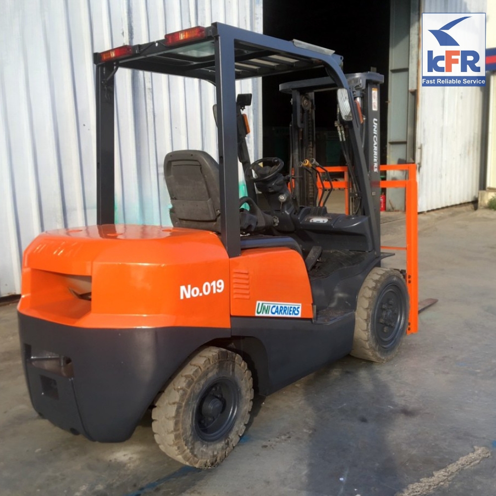 xe nâng hàng Unicarriers 3 Tấn